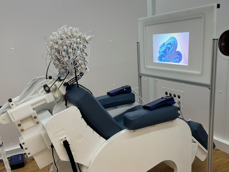OPM-MEG (Optically pumped magnetometer magnetoencephalography)